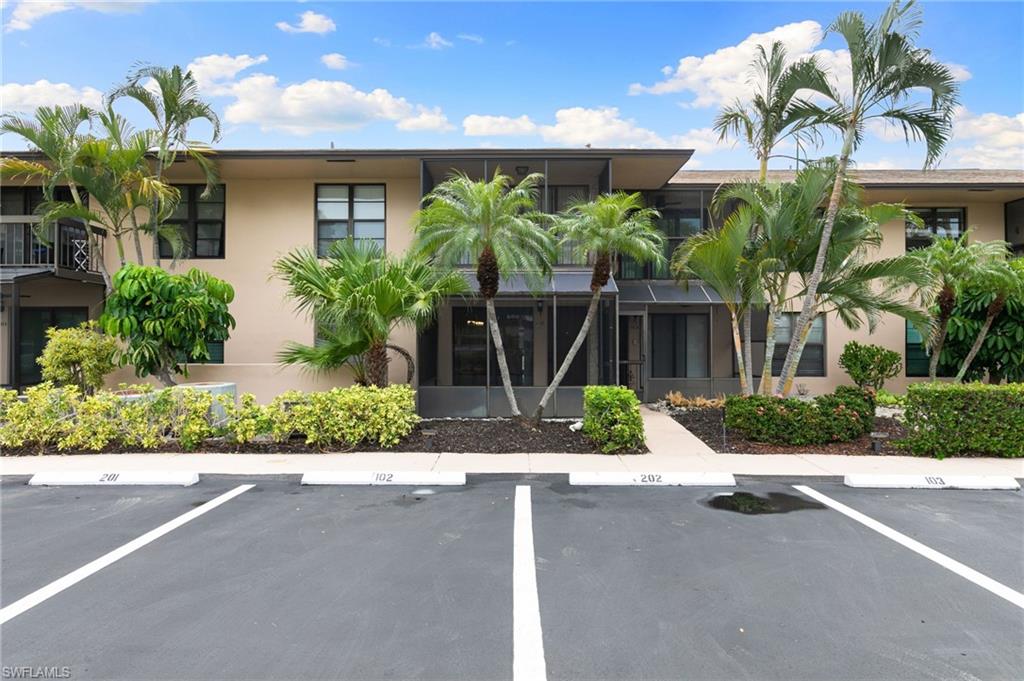 225 S Collier BLVD # 102 Unit: 1-102