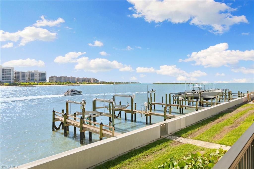 406 La Peninsula BLVD 406