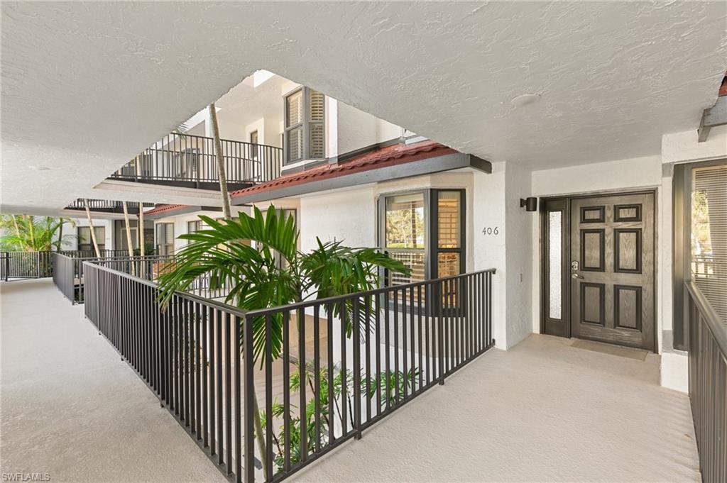 406 La Peninsula BLVD 406