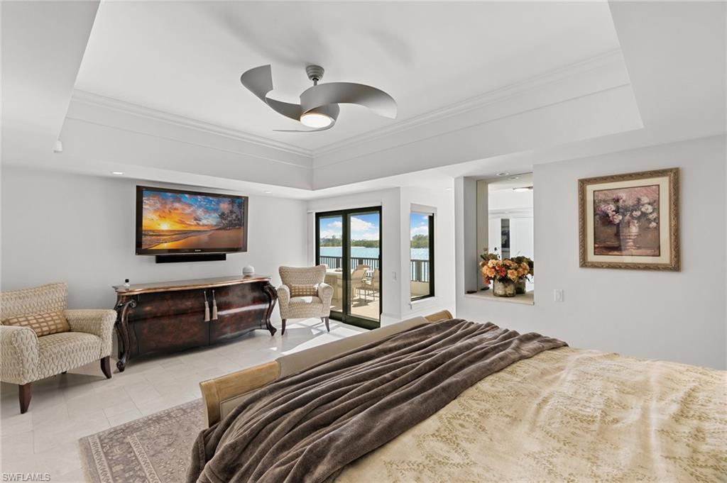 406 La Peninsula BLVD 406