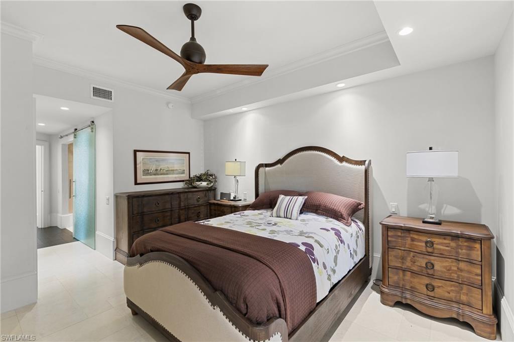 406 La Peninsula BLVD 406