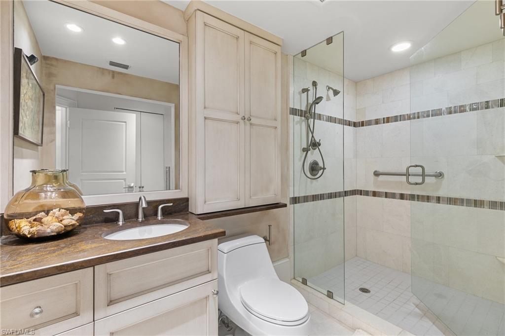 406 La Peninsula BLVD 406