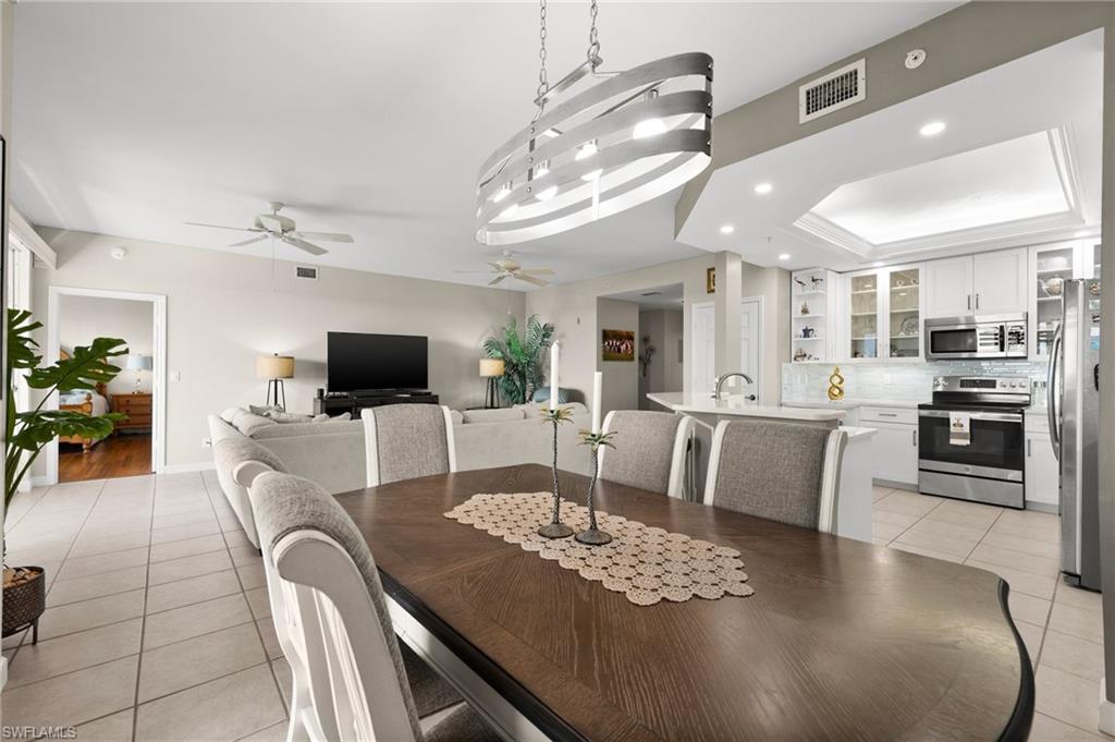 201 Vintage Bay DR B15