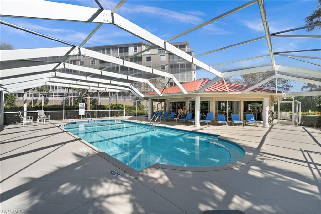 201 Vintage Bay DR B15