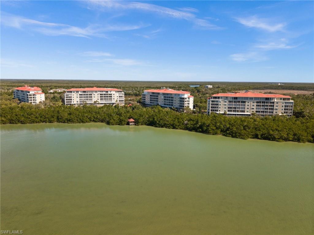 201 Vintage Bay DR B15