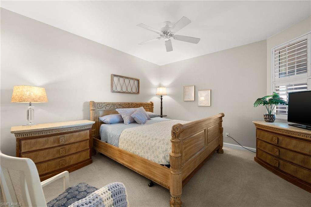 201 Vintage Bay DR B15