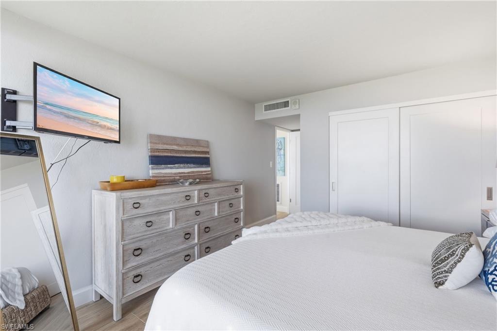 440 Seaview CT 1503