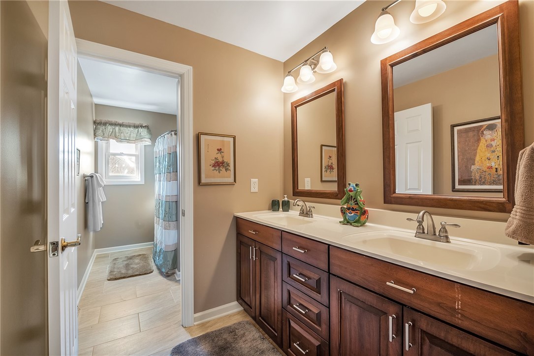 229 HICKORY HEIGHTS DRIVE