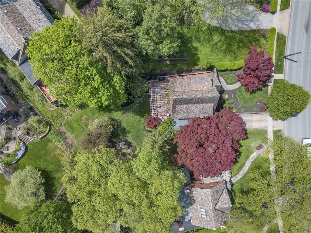 60 MOUNT LEBANON BLVD