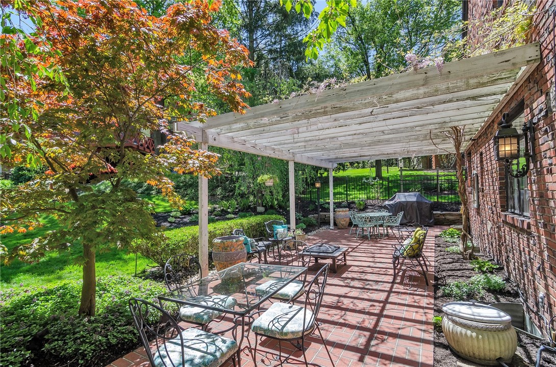 60 MOUNT LEBANON BLVD