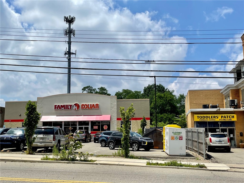 2134 HAZELDELL STREET