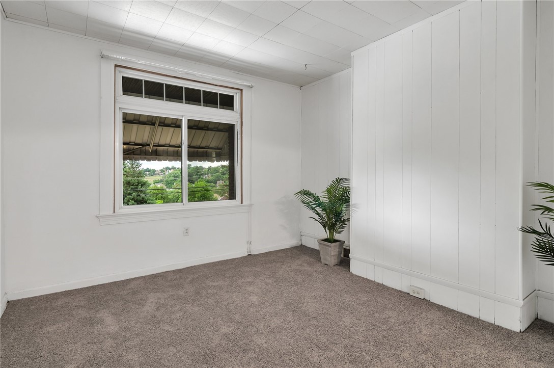 2134 HAZELDELL STREET