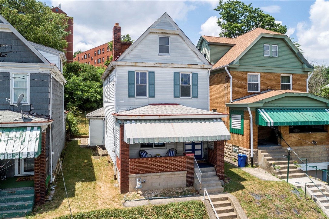 2134 HAZELDELL STREET