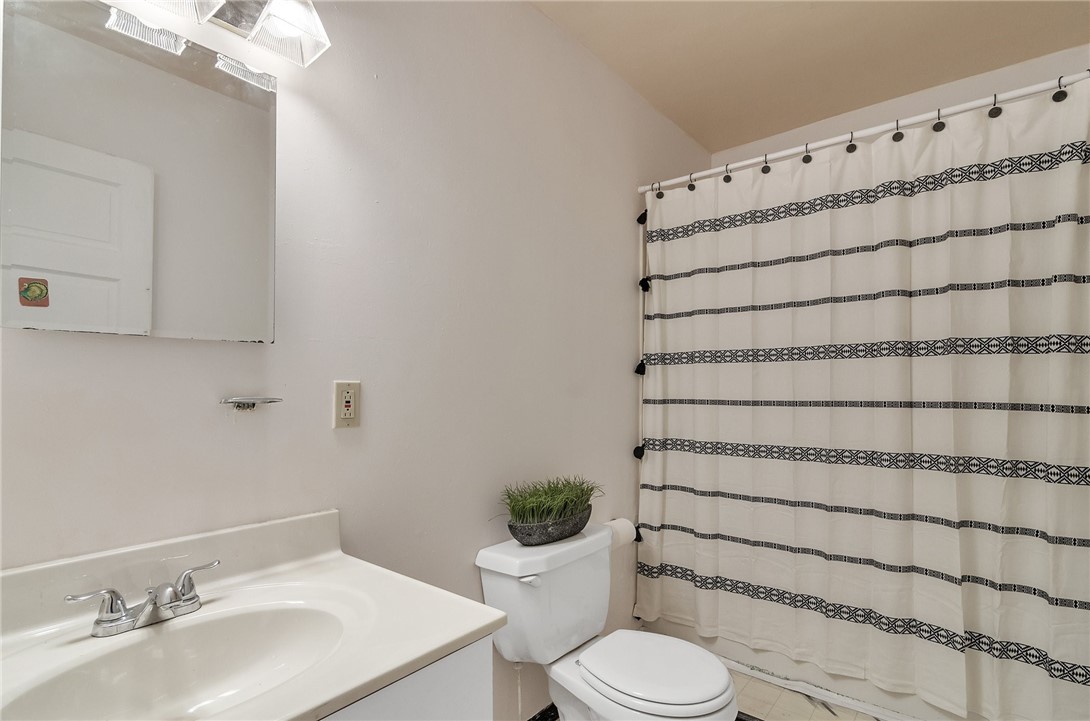 2134 HAZELDELL STREET