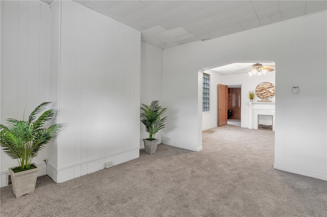 2134 HAZELDELL STREET