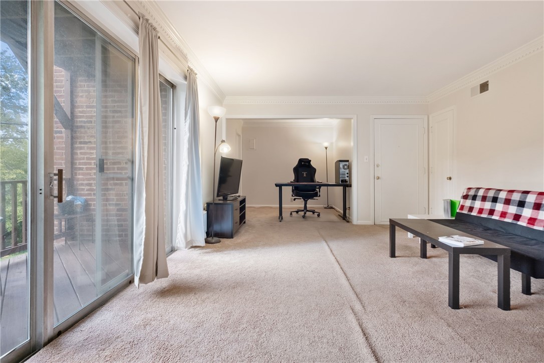 665 Robinwood Drive C