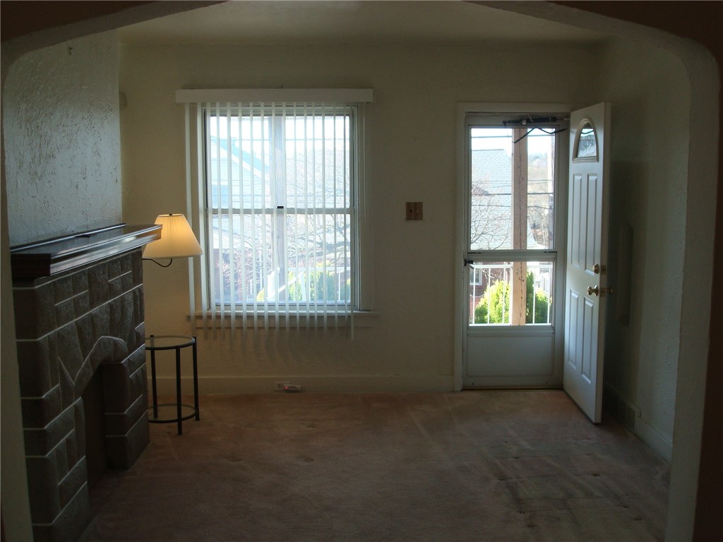 1301 Woodbourne Avenue