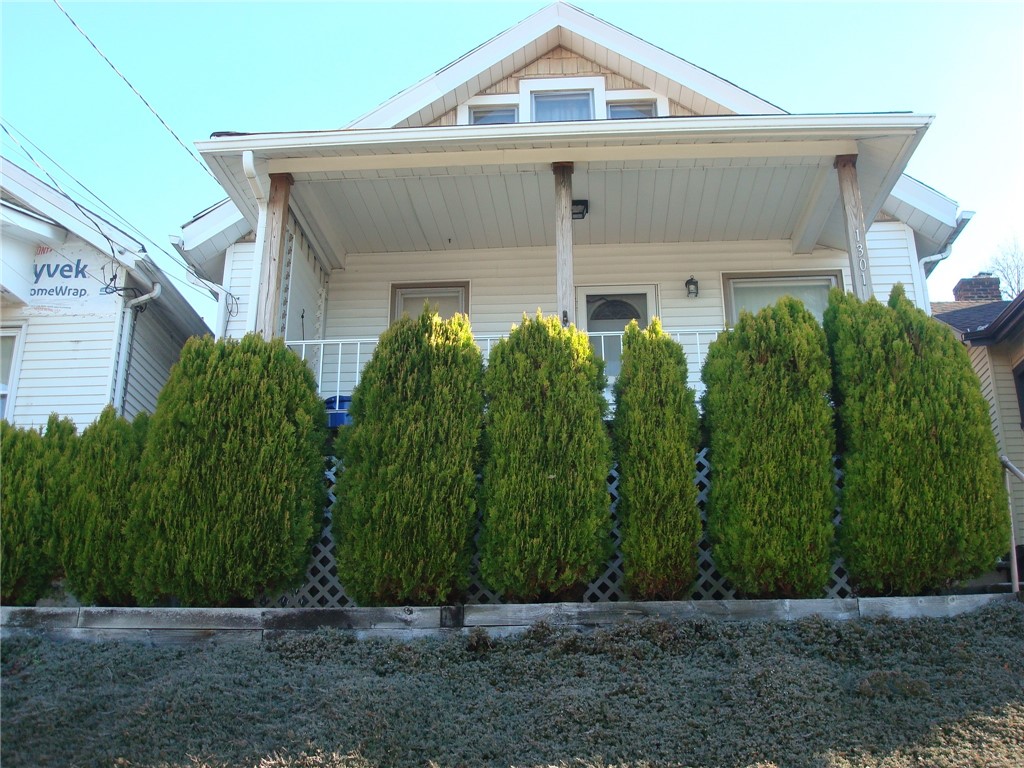 1301 Woodbourne Avenue