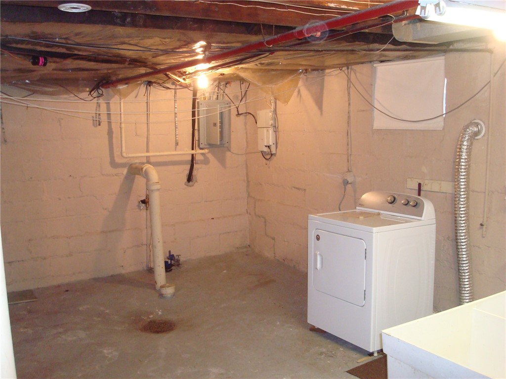 1301 Woodbourne Avenue