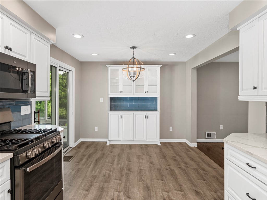 48 Eichelberger Drive