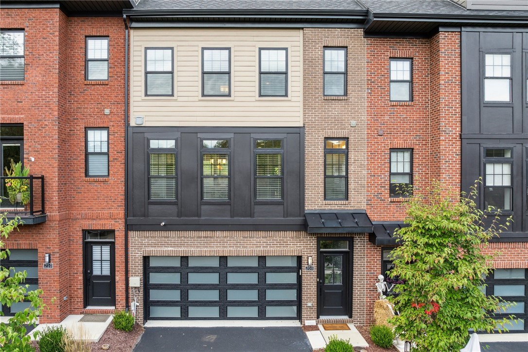 208 KOUSA LANE