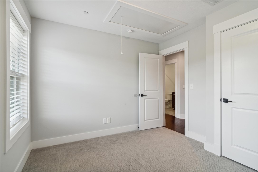 208 KOUSA LANE