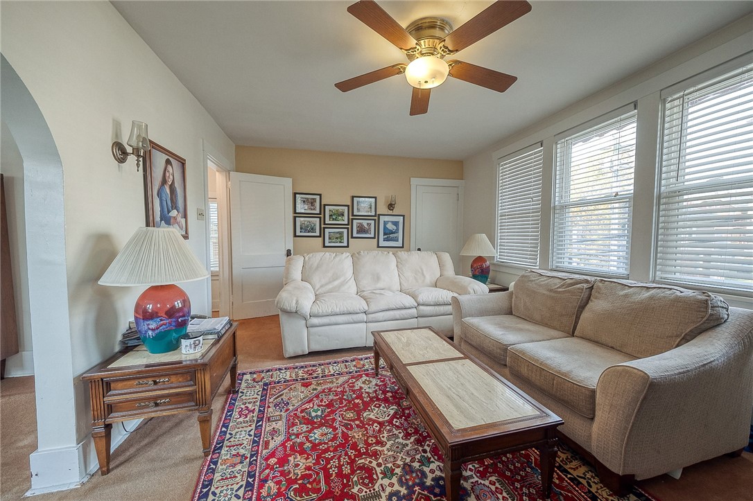 1501-1503 Kelton Ave