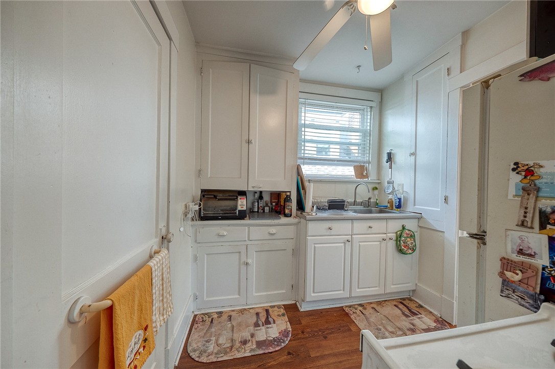 1501-1503 Kelton Ave