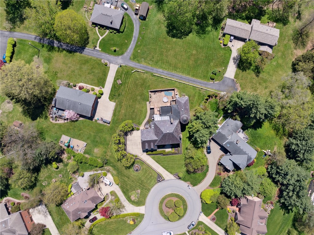 107 TREETOP LANE