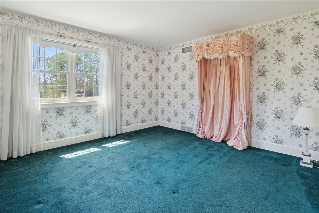 107 TREETOP LANE
