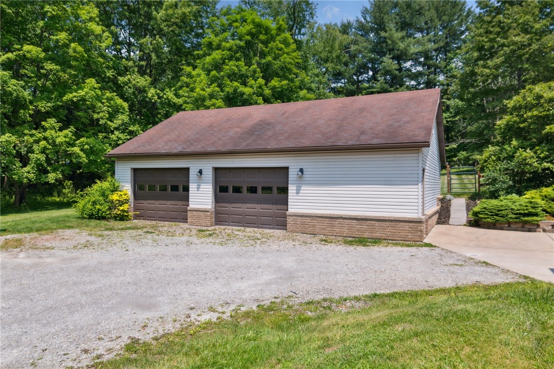 1343 VENETIA ROAD