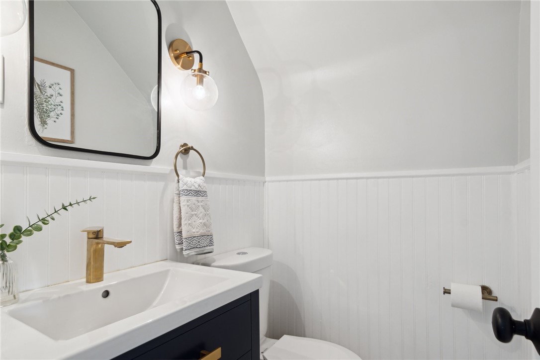 2465 GIANT OAKS DRIVE