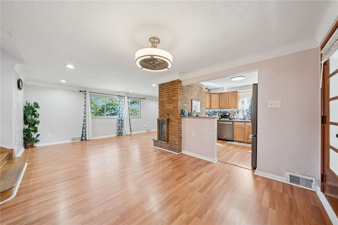 1202 Old Concord Road