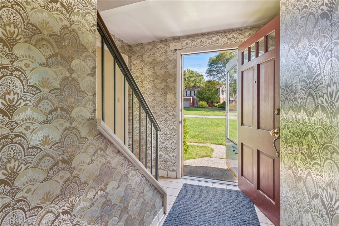 1216 Rolling Meadow Road