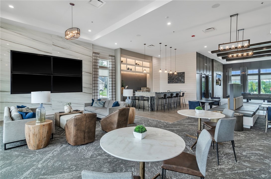 426 INDEPENDENCE WAY