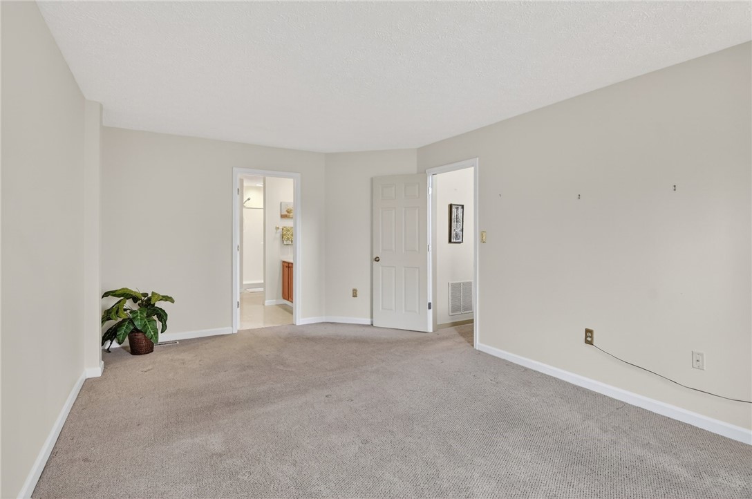 7081 CLUBVIEW DRIVE
