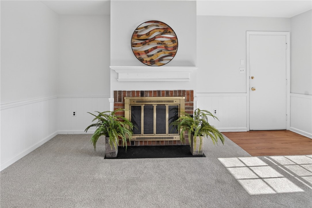 142 ROSCOMMON PLACE
