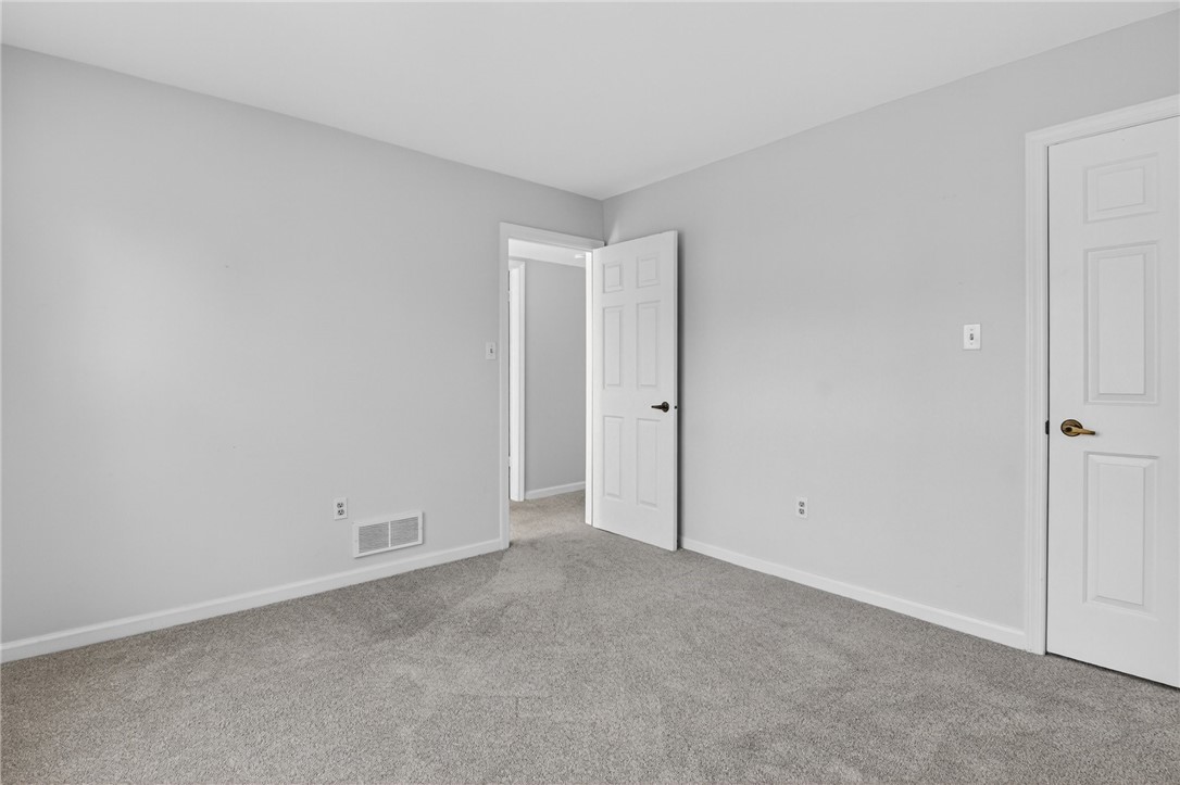142 ROSCOMMON PLACE