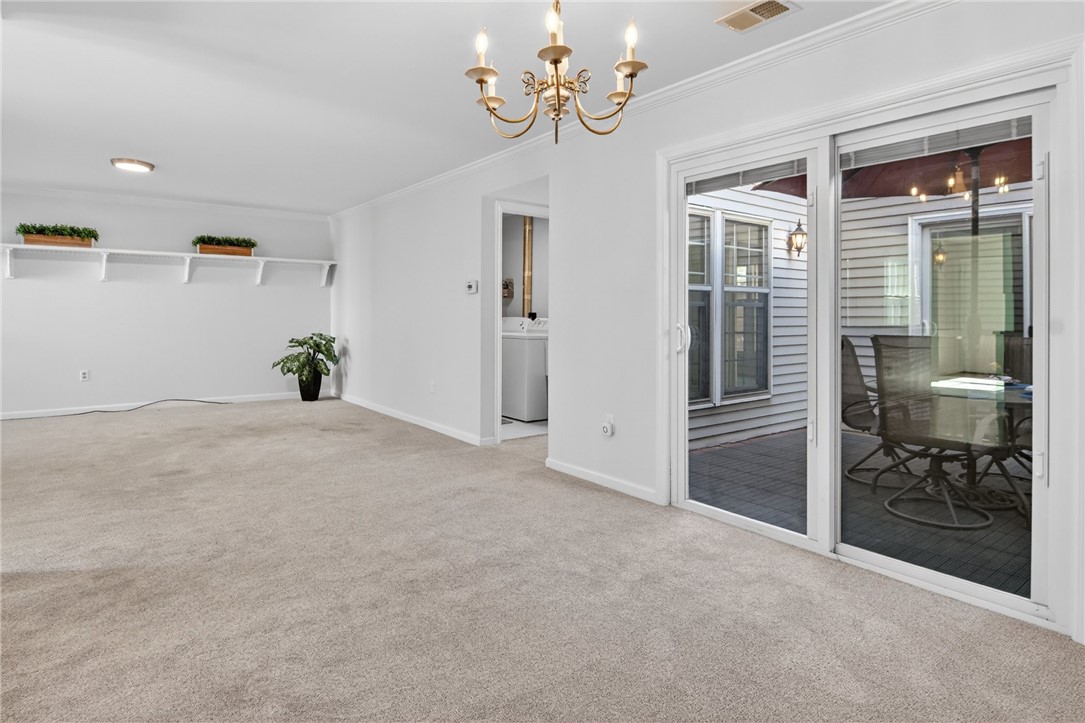 142 ROSCOMMON PLACE