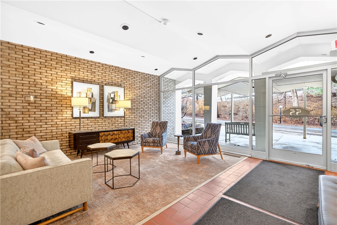 55 Highland Rd 503