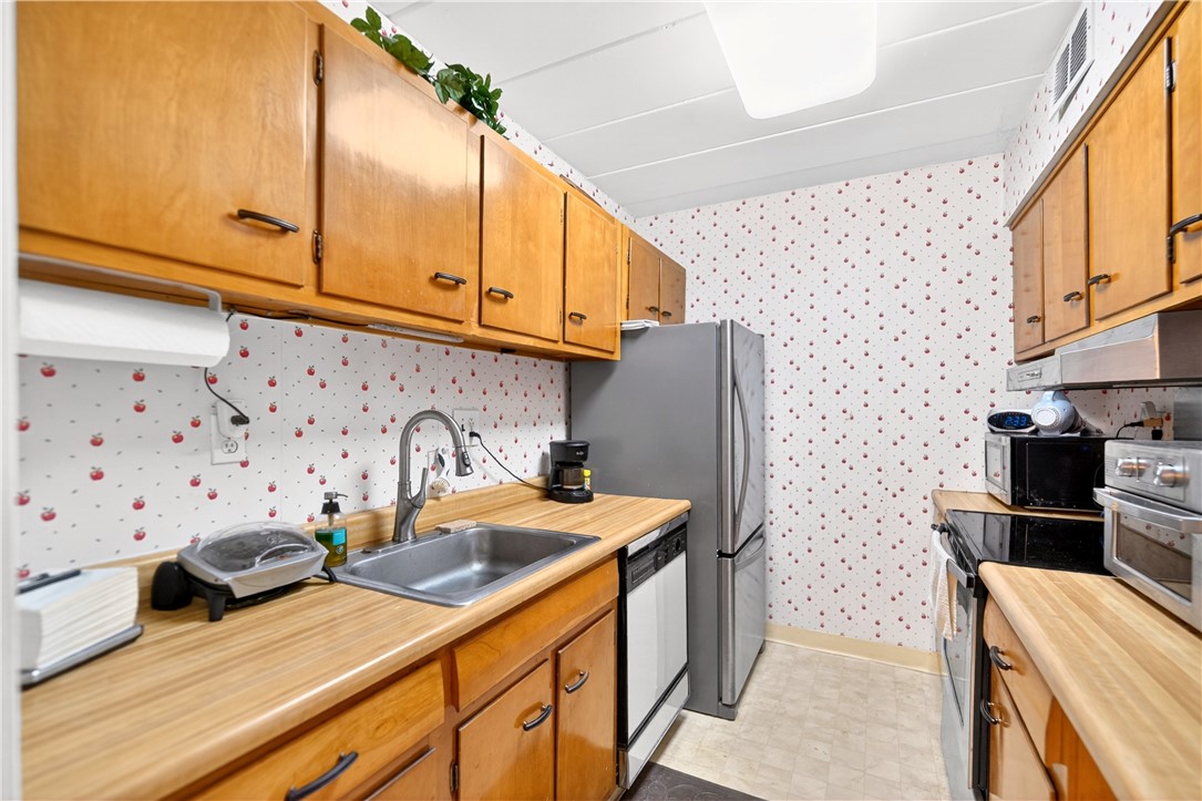 55 Highland Rd 503