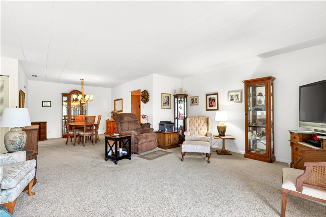55 Highland Rd 503