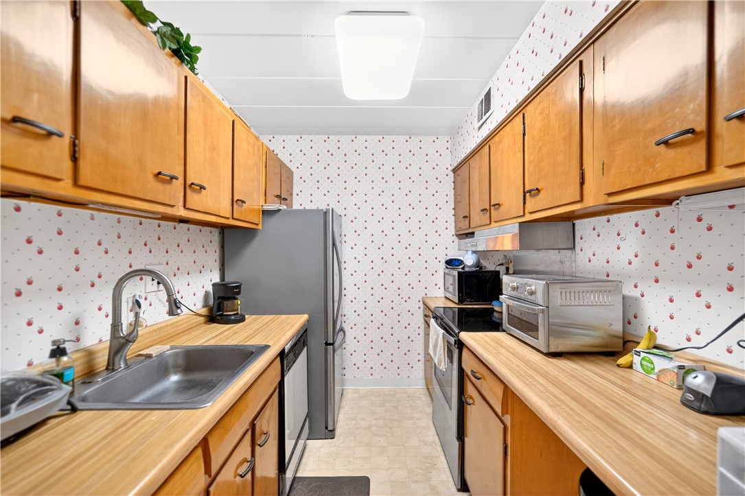 55 Highland Rd 503