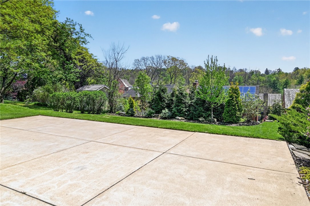 121 VERNON DRIVE