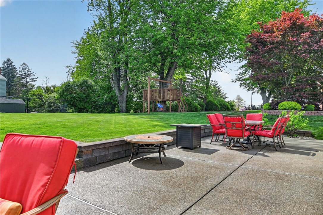 1214 Lamson Circle