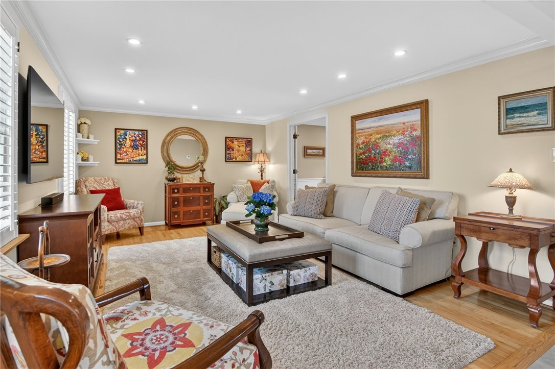 1214 Lamson Circle