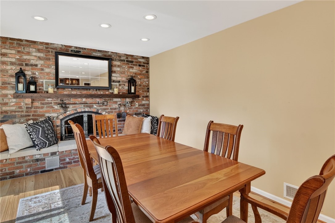 1214 Lamson Circle
