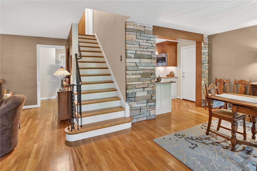 339 OAK FOREST DRIVE