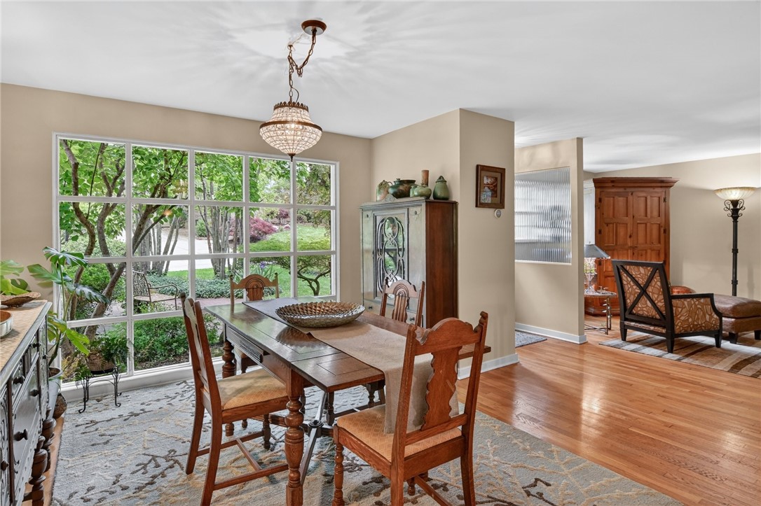 339 OAK FOREST DRIVE