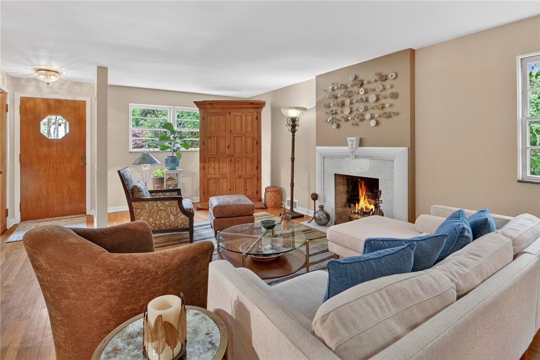 339 OAK FOREST DRIVE